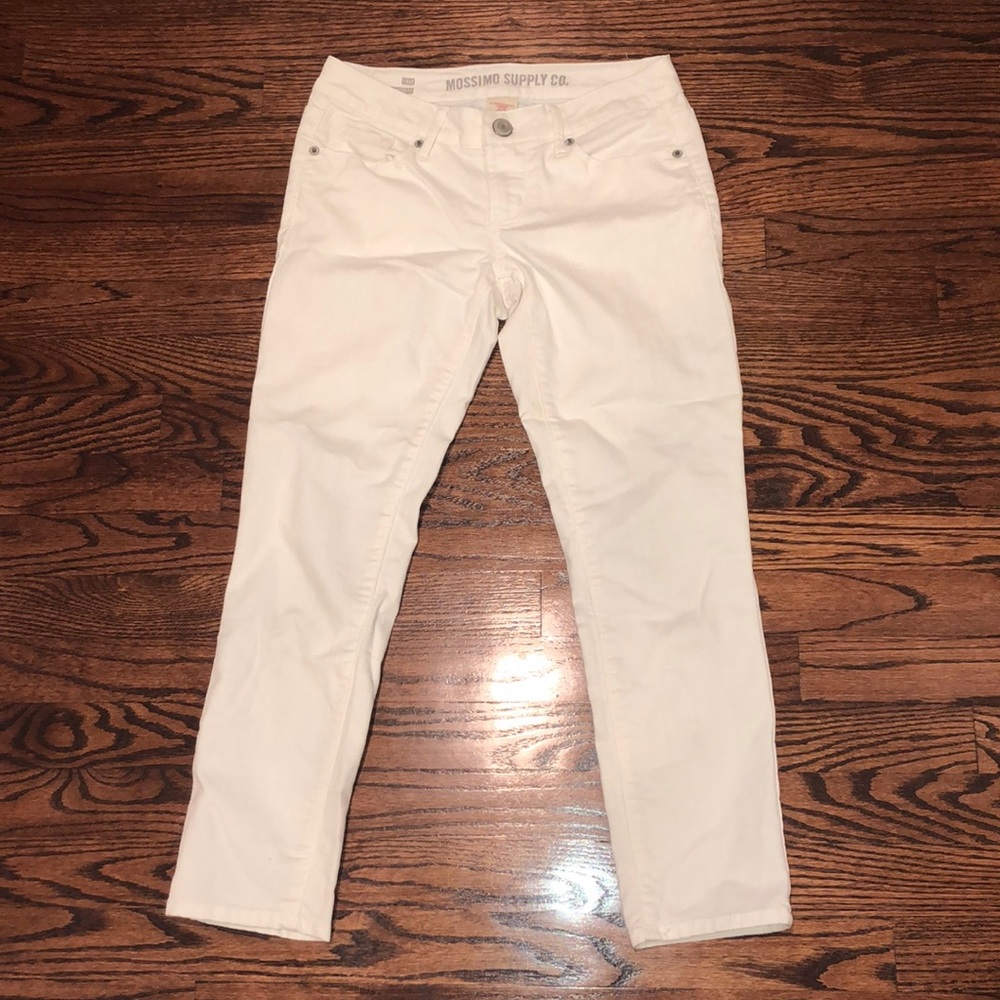 Women’s white jean capris